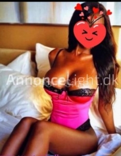 KRUSÅ HOT KIMBERLY   71 65 07 34. 