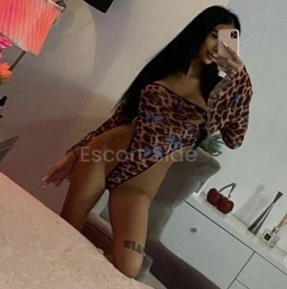 New Roxane party outcall