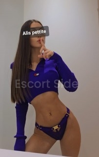   Alis Petitte ❤️‍🔥 Too hot to touch ❤️‍🔥 