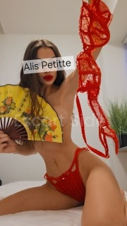   Alis Petitte🌹 Too hot to touch ❤️‍🔥