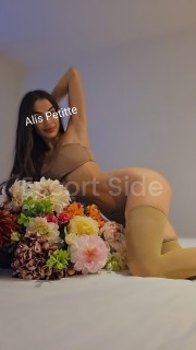   Alis Petitte🌹 Too hot to touch ❤️‍🔥 Copenhagen 