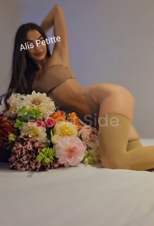   Alis Petitte🌹 Too hot to touch ❤️‍🔥 Copenhagen 