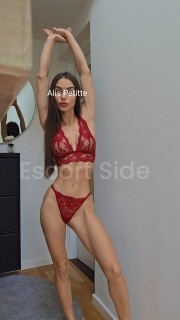   Alis Petitte🌹 Too hot to touch ❤️‍🔥 
