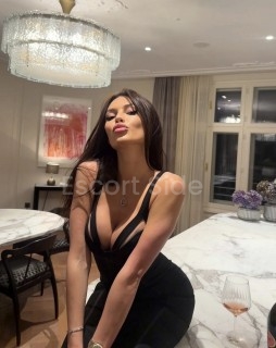 HIGH CLASS ESCORT GIRL HANA