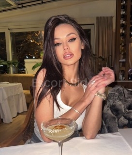 HIGH CLASS ESCORT GIRL HANA
