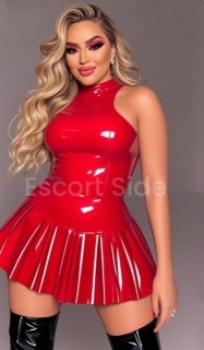  SQUIRTER DOMINA ! PARTY GIRL