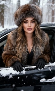  SQUIRTER DOMINA ! PARTY GIRL