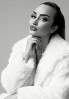  SQUIRTER DOMINA ! PARTY GIRL