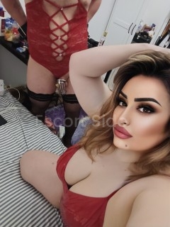  SQUIRTER DOMINA ! PARTY GIRL