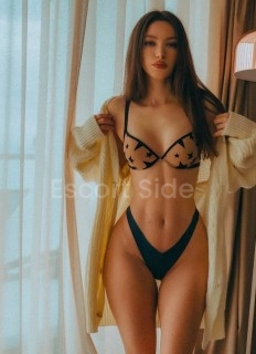 Clara Back  in CPH party girl 🔙