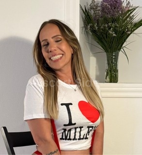 im Angel, natural body. Oral sex specialist.