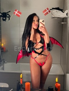 Fernanda | Anal Inc | Østerbro | Alone a nice location | VideoCall to prove I am Real |