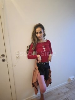I AM SELENA Rødorve  30  MIN 1000 KR WITHOUT RUBBER CASH OR MOBILPAY