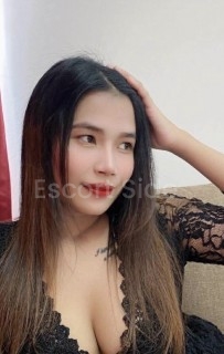  2 Hot thai piger 💦💦Kom og kneppe mig i alle huller og uden Gummi.💦💦🔥⚡️Kolding Thai massage god service og dejlig oplevelse.