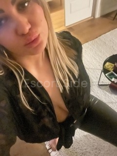LARA🔥🔥🔥I WAIT NOW😜💯