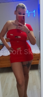 Bording- Synthtia Hungarian Milf😉