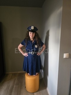 The demon of the night goes looking for victims. I am a beautiful priestess of love looking for sexual adventures.