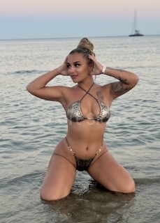 RIA EXOTIC BEAUTY ESCORT