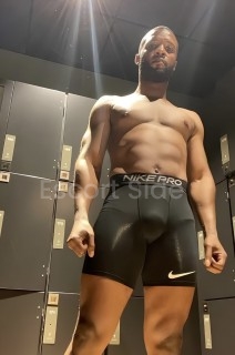 New Black GUY IN TOWN FOR HOT SEX