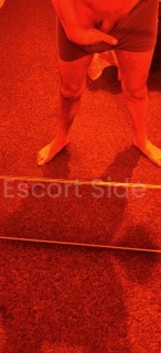 Activ 😘😘🍷 loving boy 32 years , îs ready for You ♥️