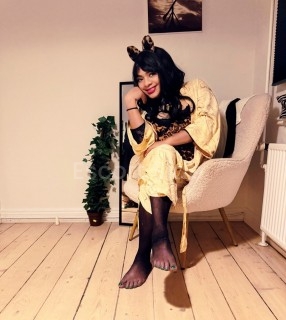 New in Denmark, Mallory, I'm a super accommodating trans girl ready to fulfill your most intimate fantasies.