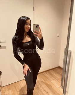 ❤️Krris❤️ New in town 