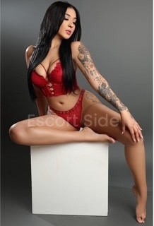 Mit navn er Candela, en dristig og meget lækker pige! Prøv mig, og du vil ikke fortryde det 🍑❄️💦