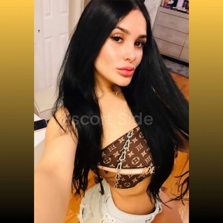 Valentina bomba latina 💣👑🥰💕 best owo ever 💕👑