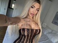 Lexi 🍒New Girl 