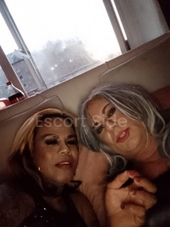 Shemale and her horny sissy slut