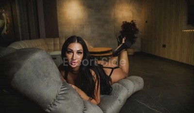 SOPHIA 💎 Elegance, Passion & Pure Charm ✨ Seductive